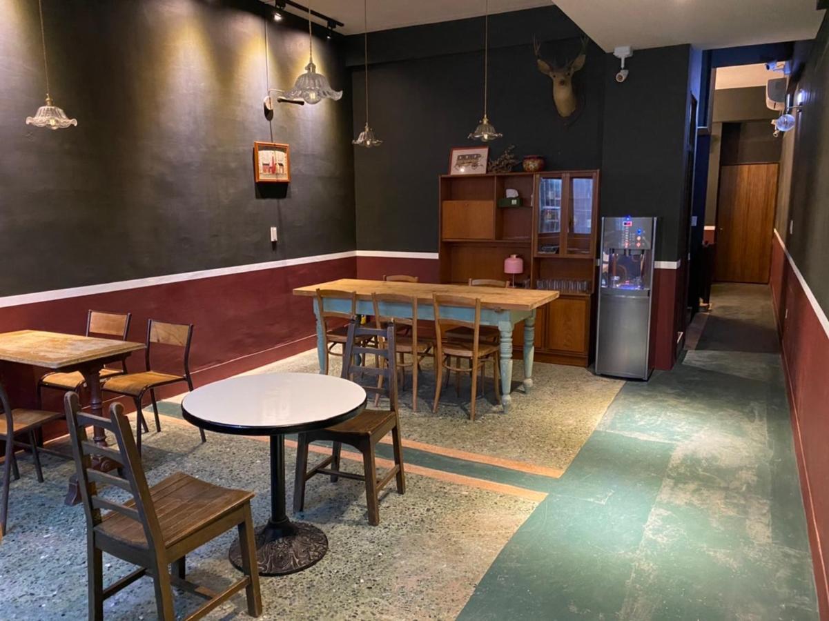 良文旅2館ryou Hotel Vintage - II Tainan Exterior foto