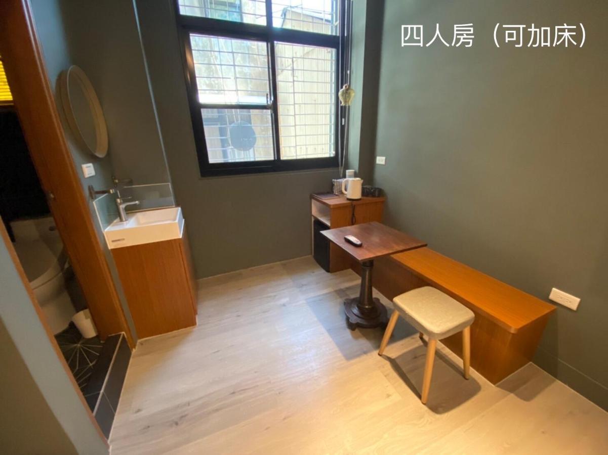 良文旅2館ryou Hotel Vintage - II Tainan Exterior foto
