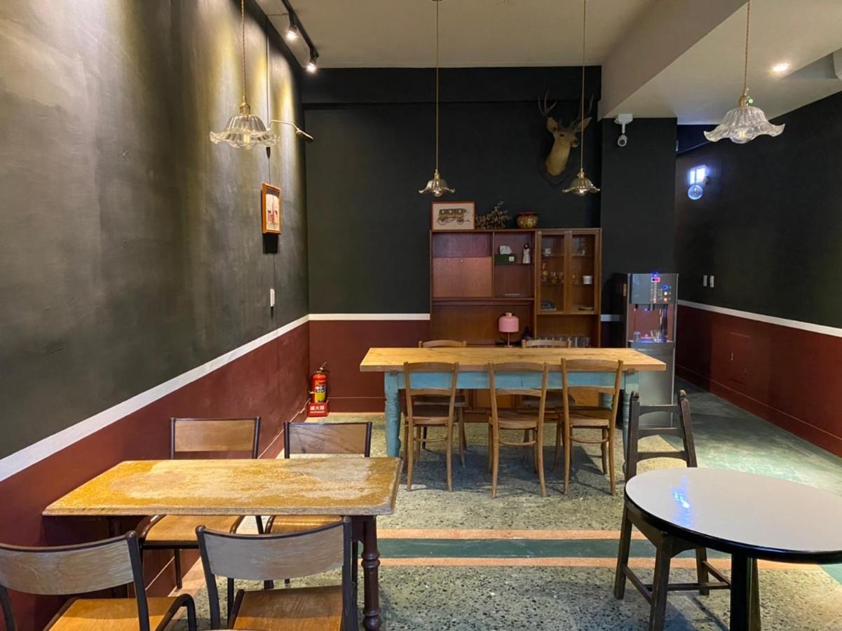 良文旅2館ryou Hotel Vintage - II Tainan Exterior foto